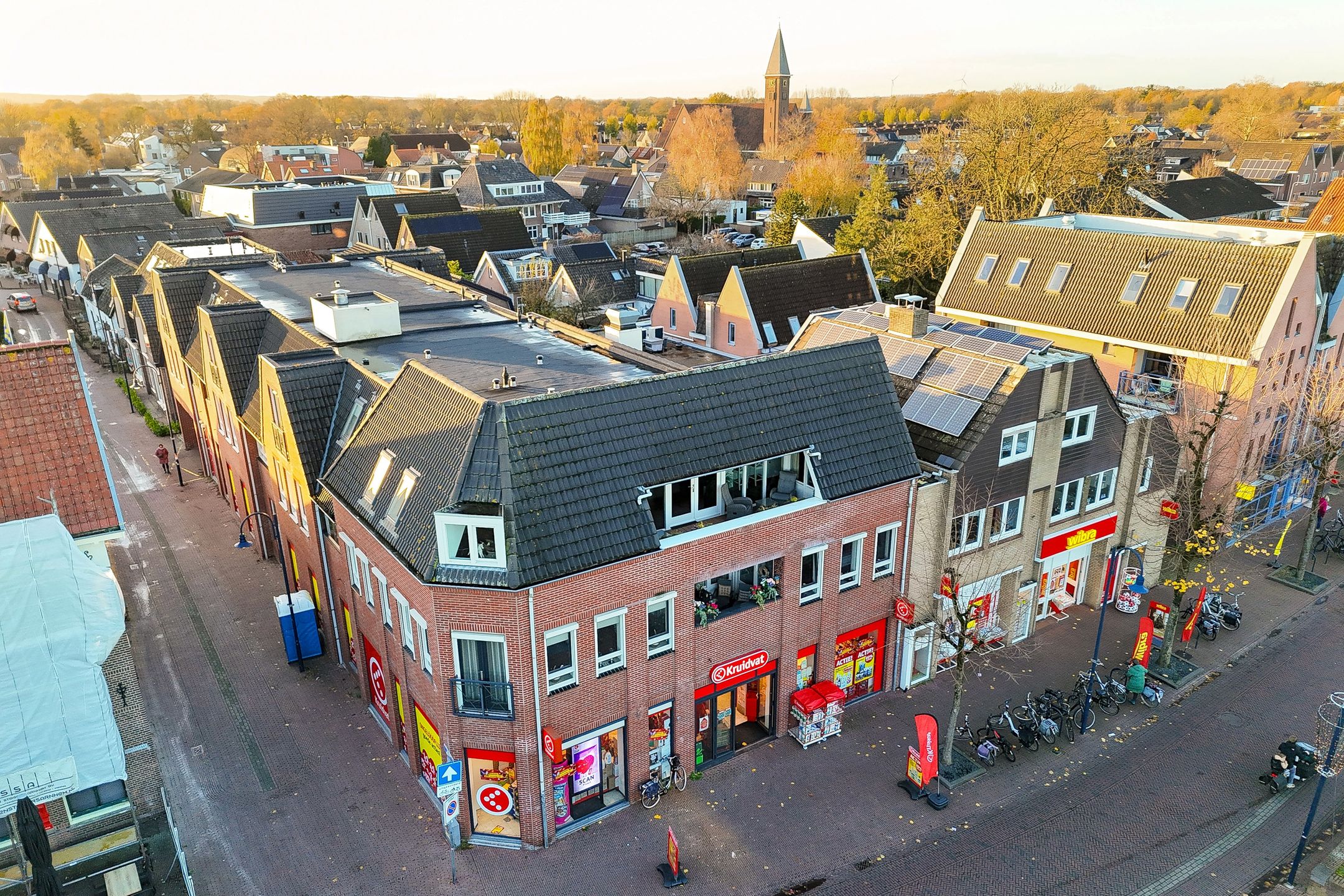 Photo 45 of Veenderweg 4-A
