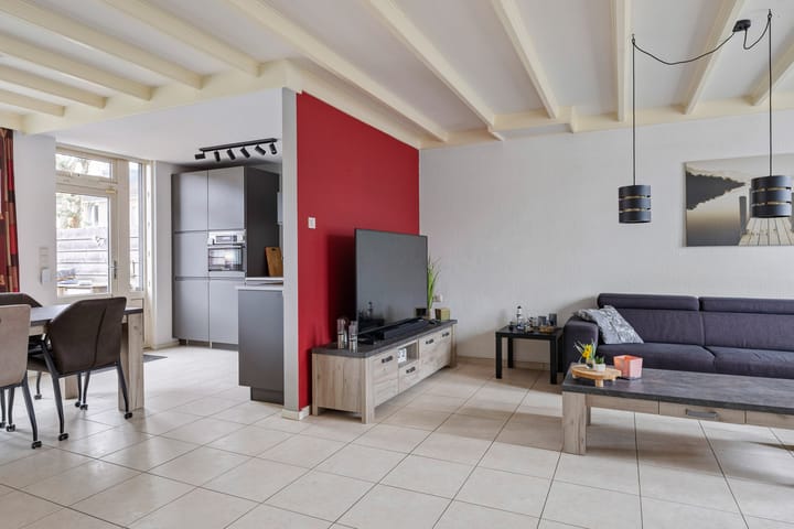 Photo 3 of Jeneverbeslaan 45