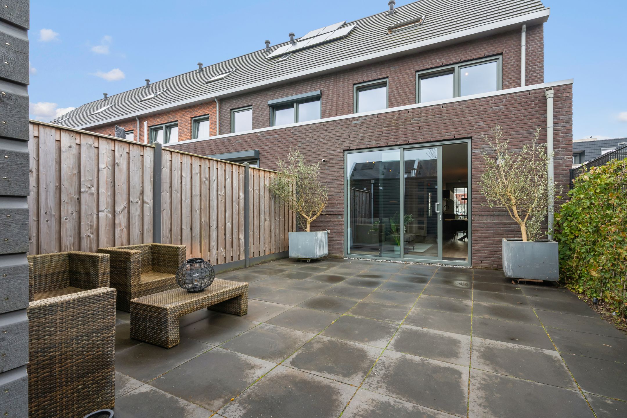 Photo 21 of Rozenhofstraat 1