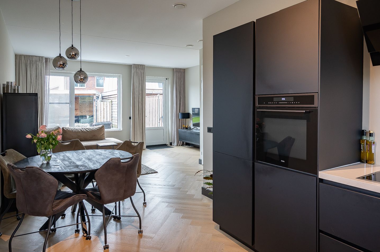 Foto 15 van Burgemeester Galleestr 67