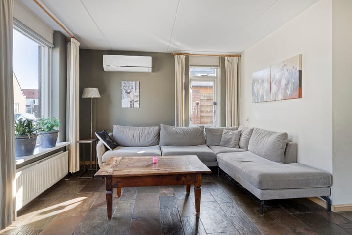 Photo 3 of Barlhezestraat 36