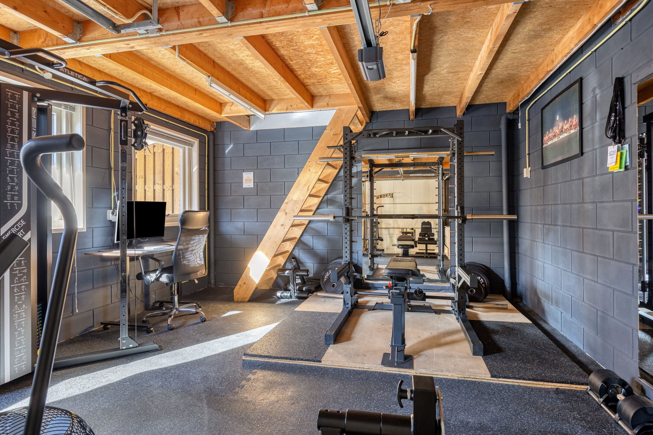 Photo 33 of De Wittlaan 9