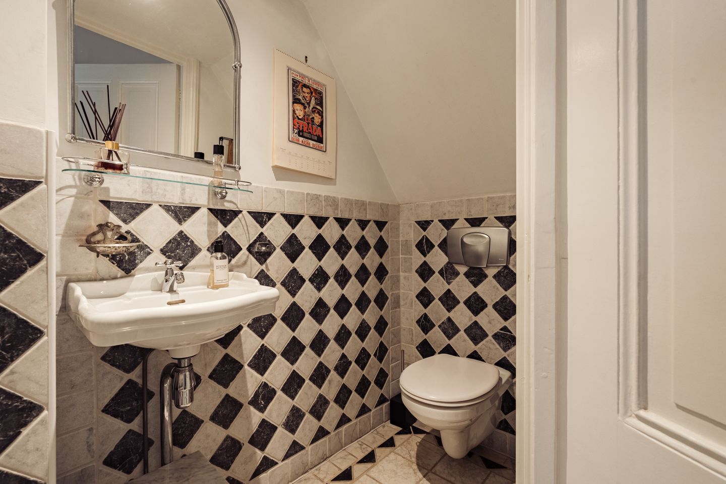 Photo 20 of Sarphatipark 100-H