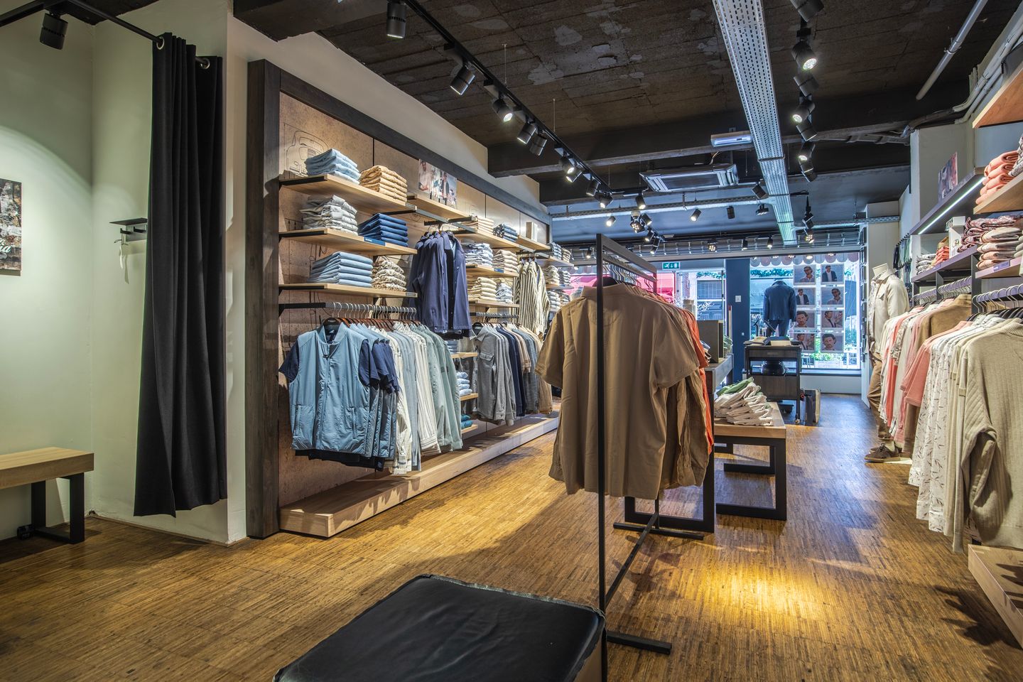 View photo 3 of Bakkerstraat 54