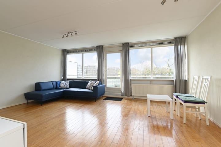 Appartement te koop: Ir. van der Sluijsplantsoen 49, 'S-Gravenhage