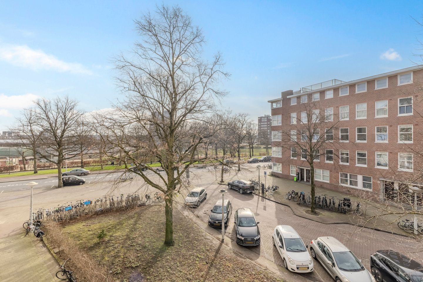 Photo 20 of Jasper Leijnsenstraat 8-2