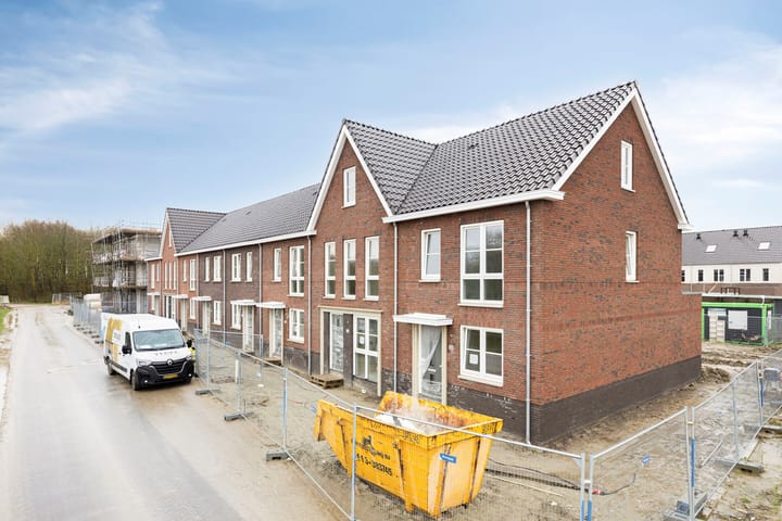 Photo 3 of Dokter van Gelderstraat 34