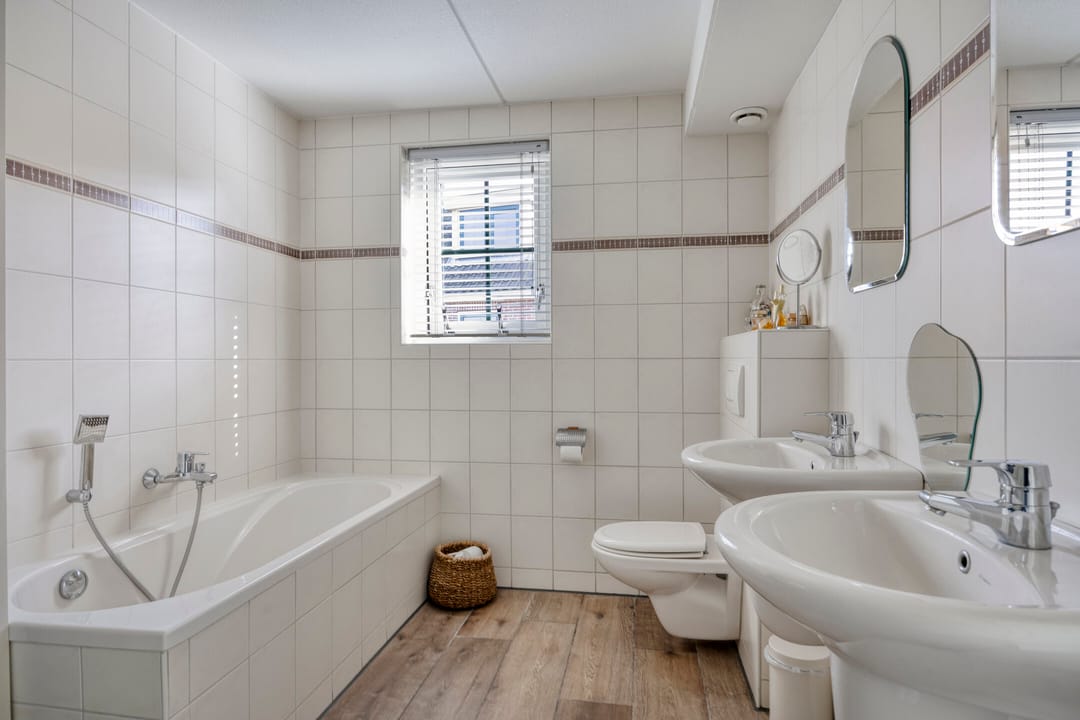 Photo 26 of Wethouder van Hekezenlaan 22