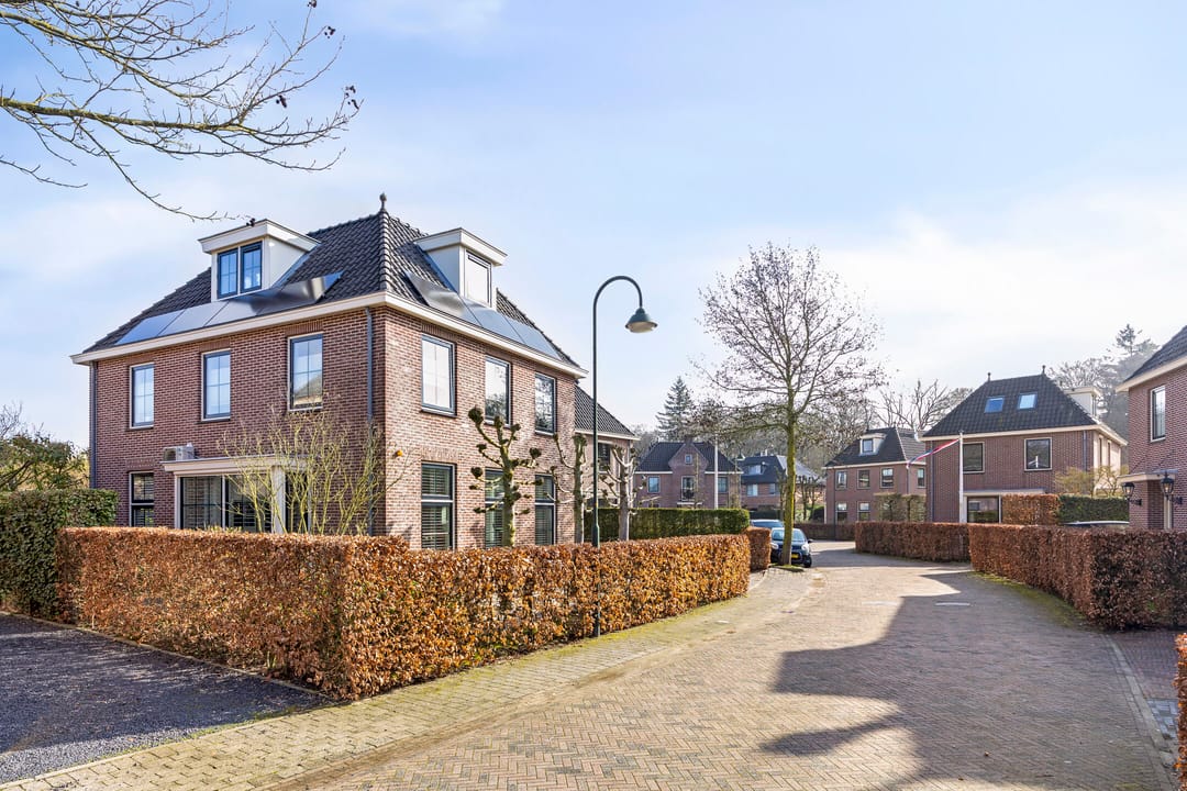 Photo 41 of Wethouder van Hekezenlaan 22