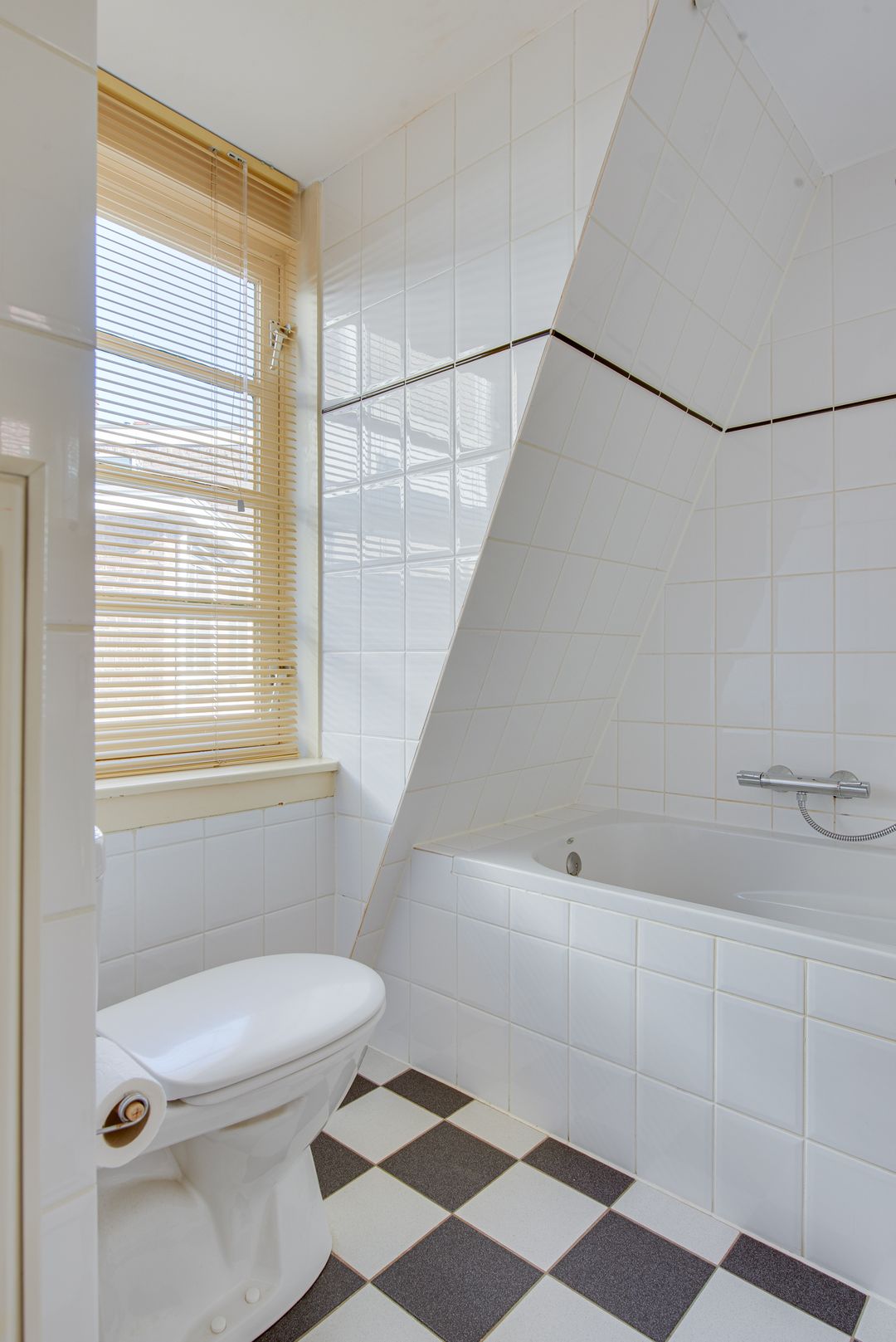 Photo 43 of Maetsuyckerstraat 4