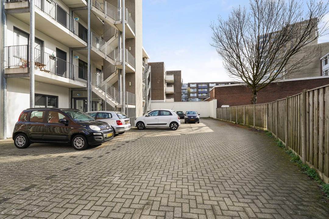 Photo 26 of Vincentiusstraat 100