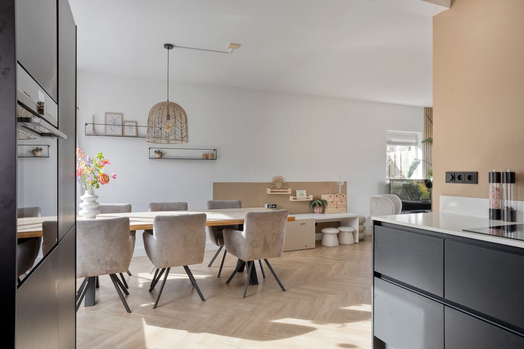 Foto 17 van van Laarstraat 7