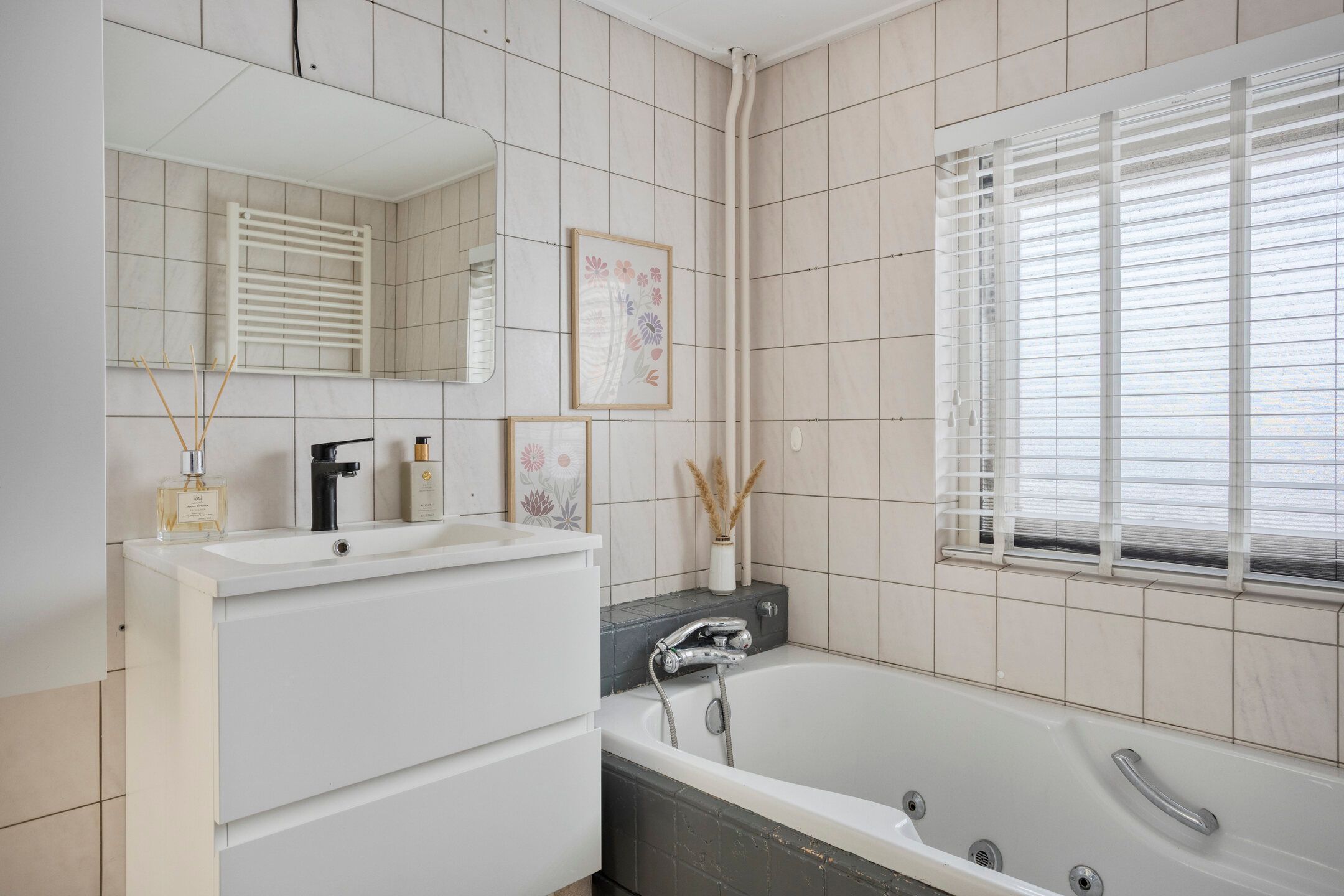 Foto 24 van van Laarstraat 7