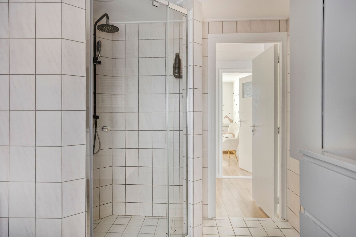 Foto 25 van van Laarstraat 7