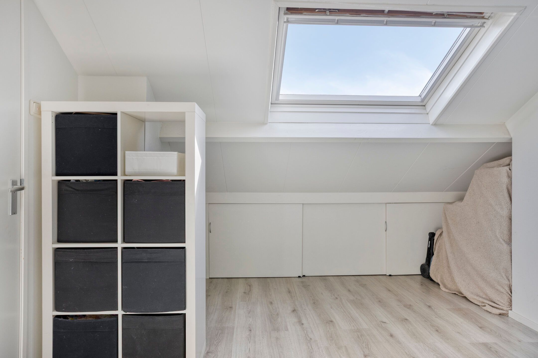 Foto 33 van van Laarstraat 7