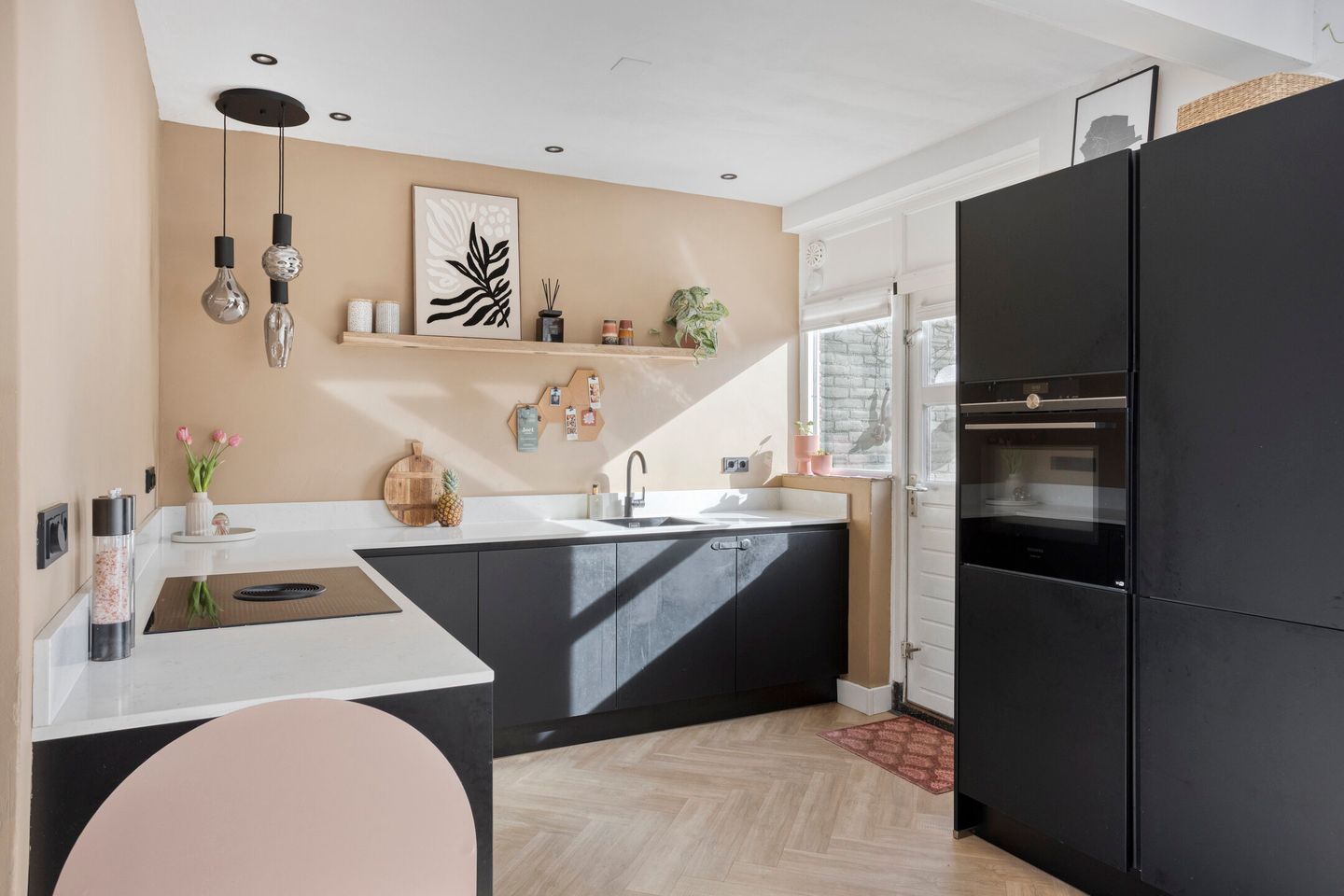 Foto 14 van van Laarstraat 7