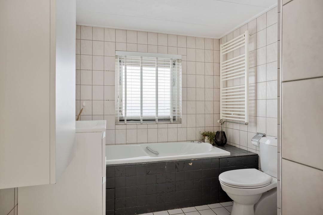 Foto 23 van van Laarstraat 7