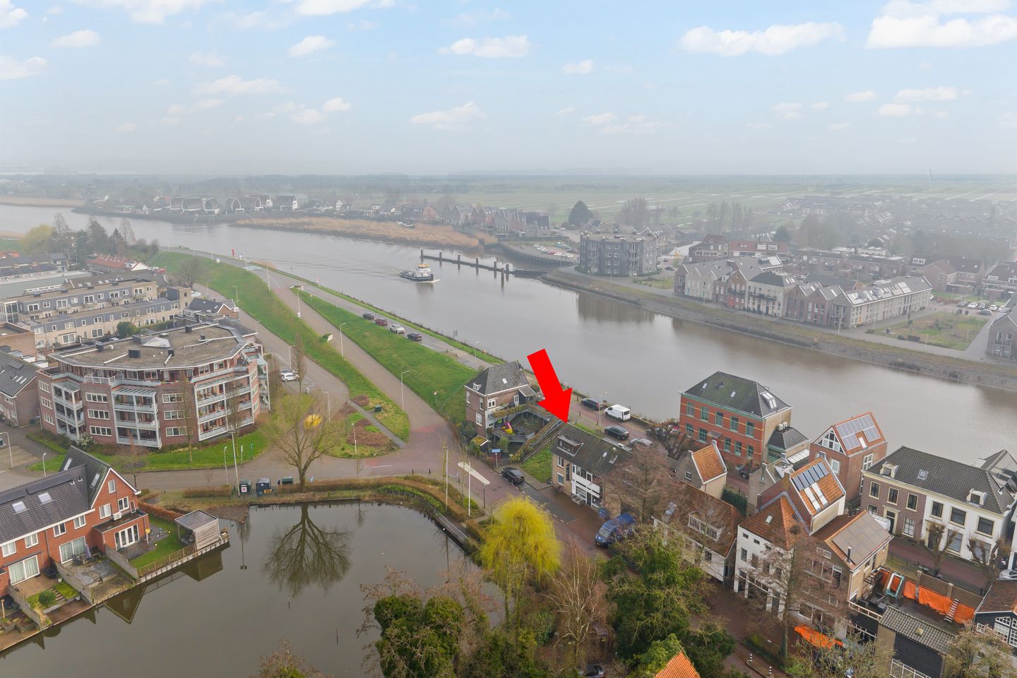 View photo 4 of Oost Buurtstraat 4