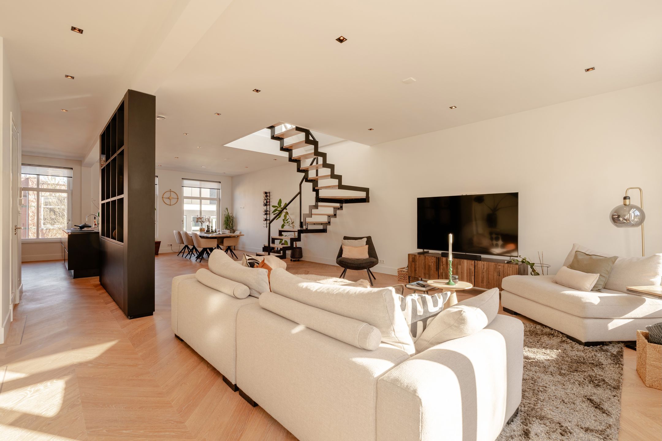 Foto 3 van Koninginneweg 225-3