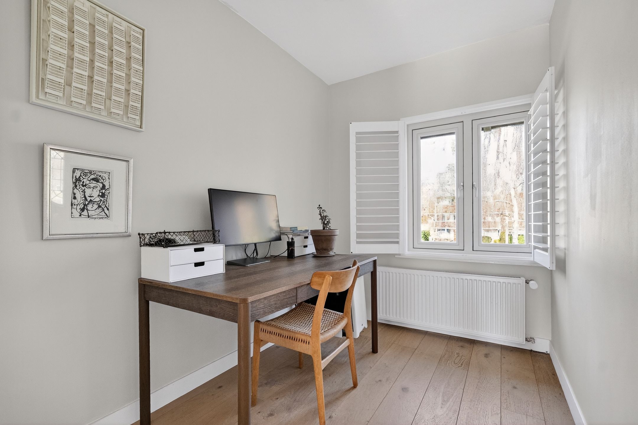 Spacious family home with 5 bedrooms and garden studio in Amstelveen Elsrijk — 24