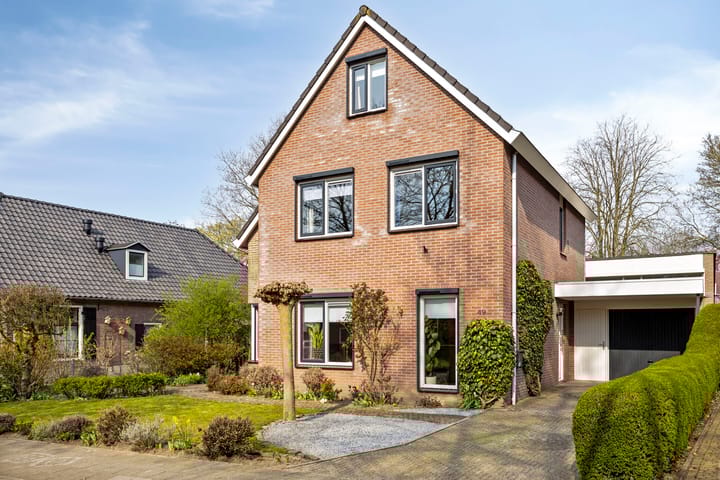 Photo 2 of Stationsstraat 49