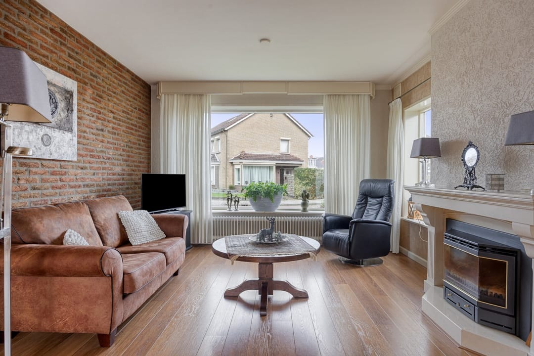 Foto 8 van Dokter J. Veldhuijzen van Zantenstraat 9