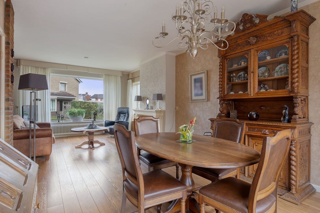 Foto 13 van Dokter J. Veldhuijzen van Zantenstraat 9