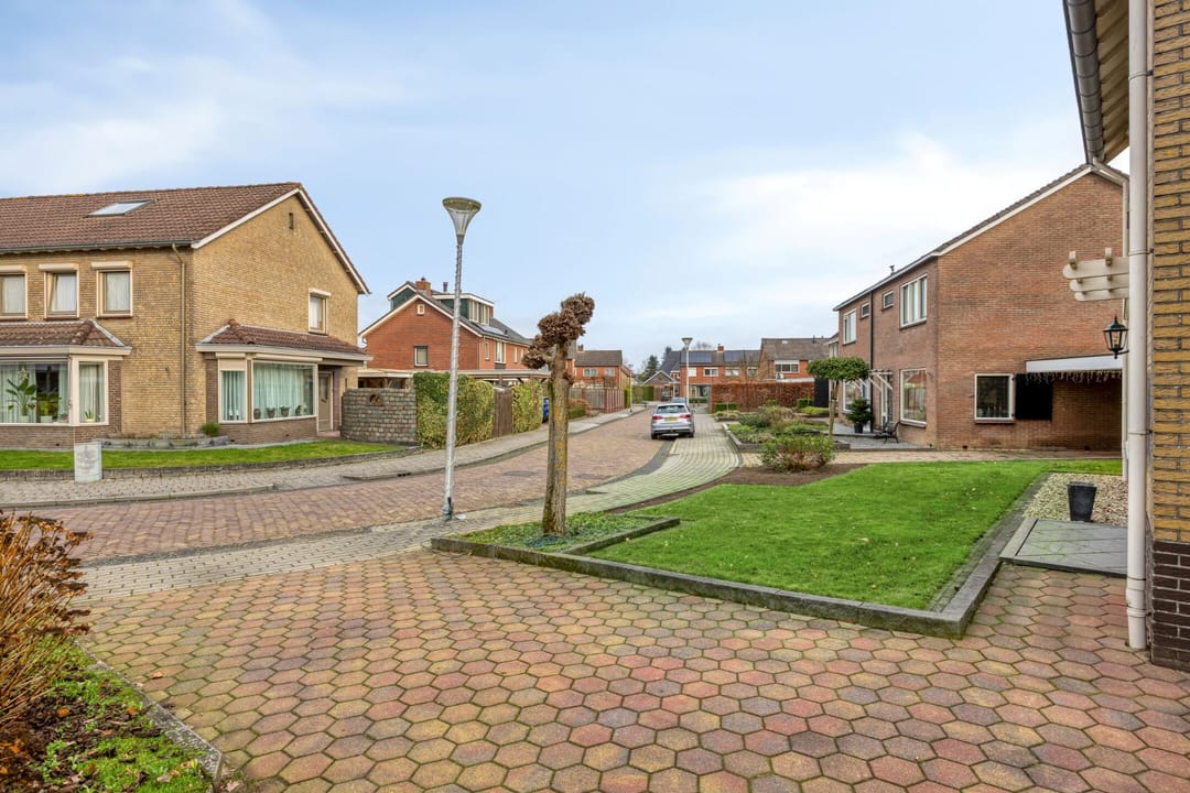 Foto 31 van Dokter J. Veldhuijzen van Zantenstraat 9