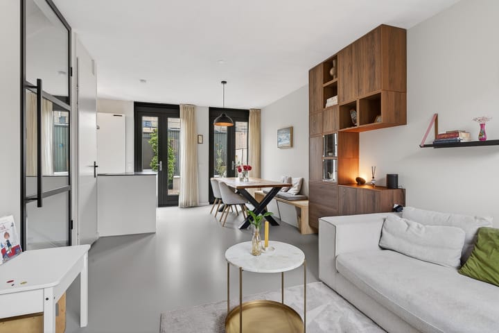 Photo 4 of Ampèrestraat 114