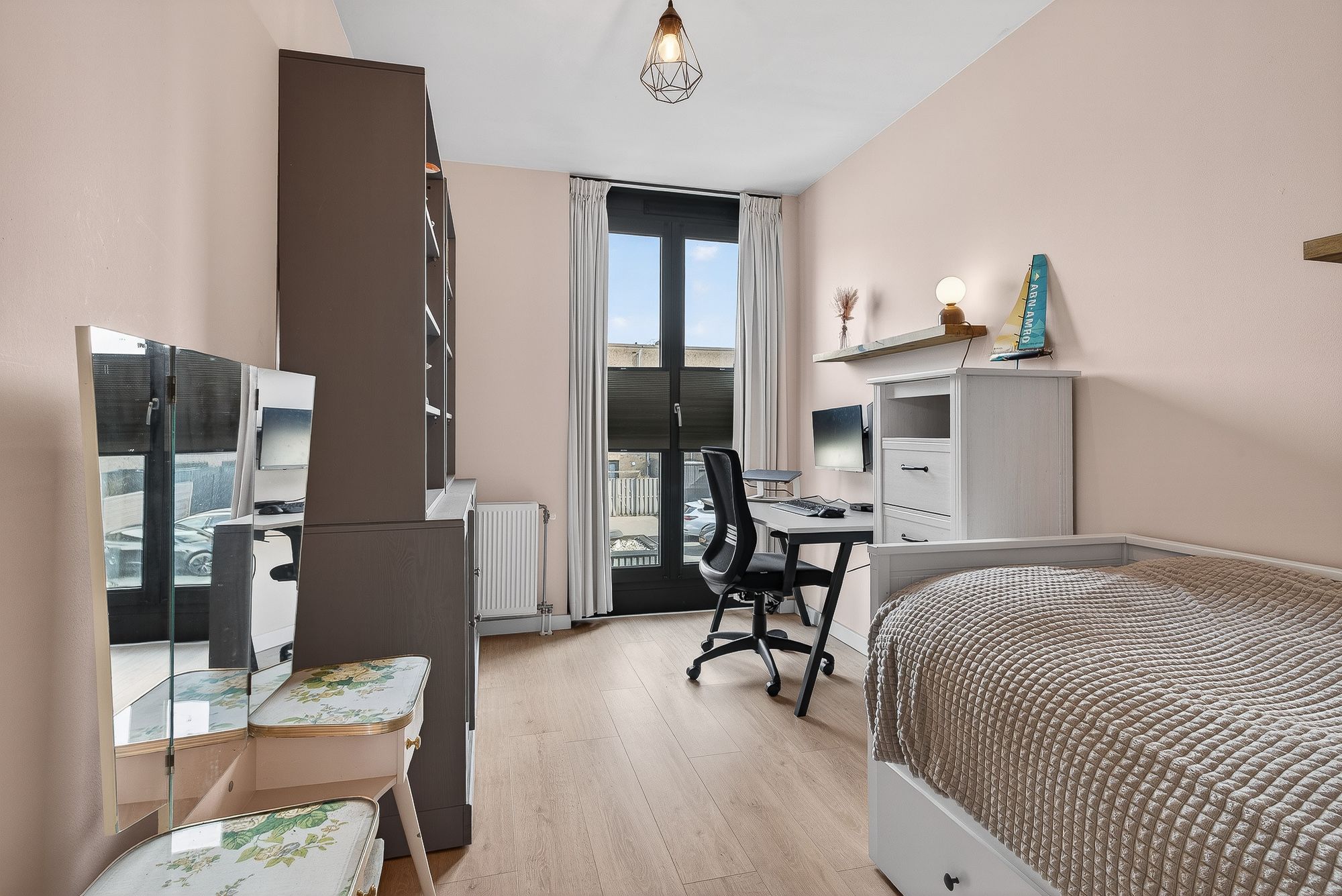 Photo 24 of Ampèrestraat 114