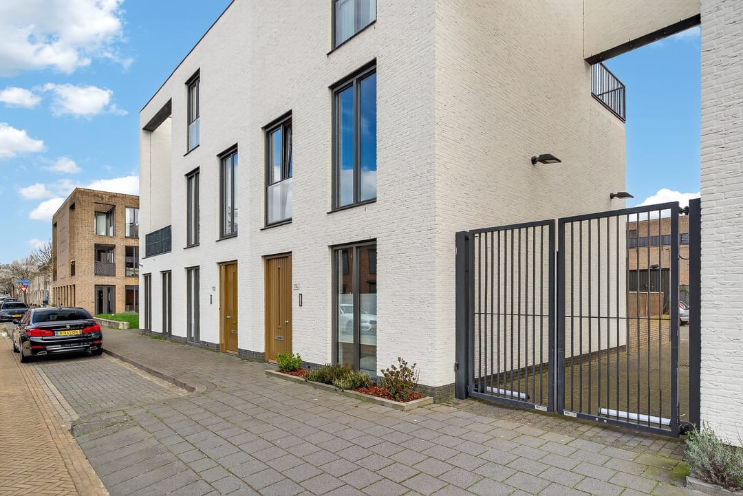 Photo 38 of Ampèrestraat 114