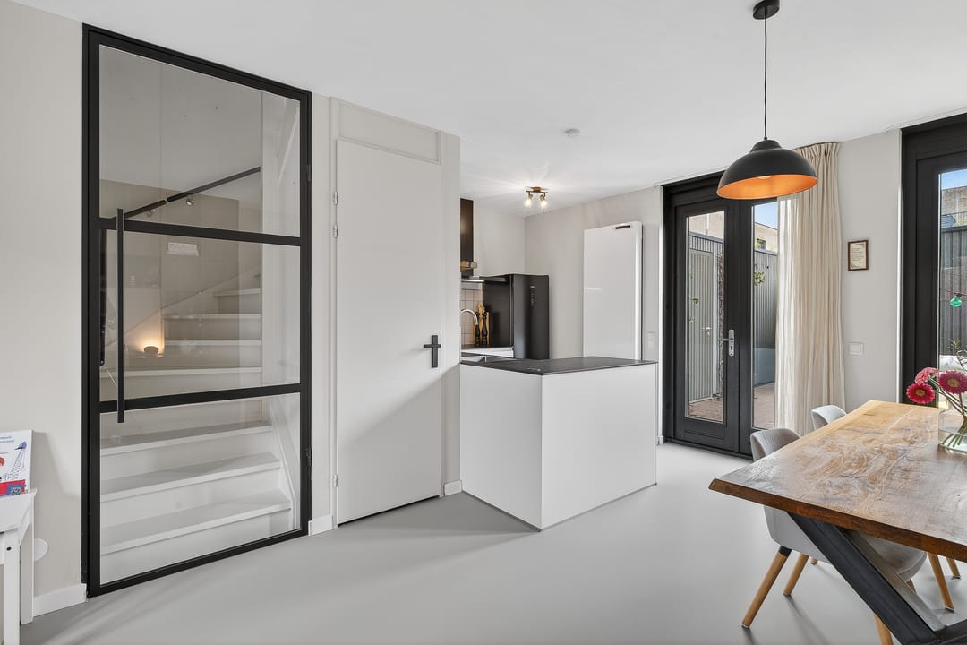 Photo 13 of Ampèrestraat 114