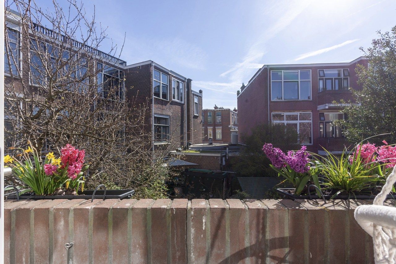 Turnkey Apartment with 2 Bathrooms in Valkenboskwartier — 34