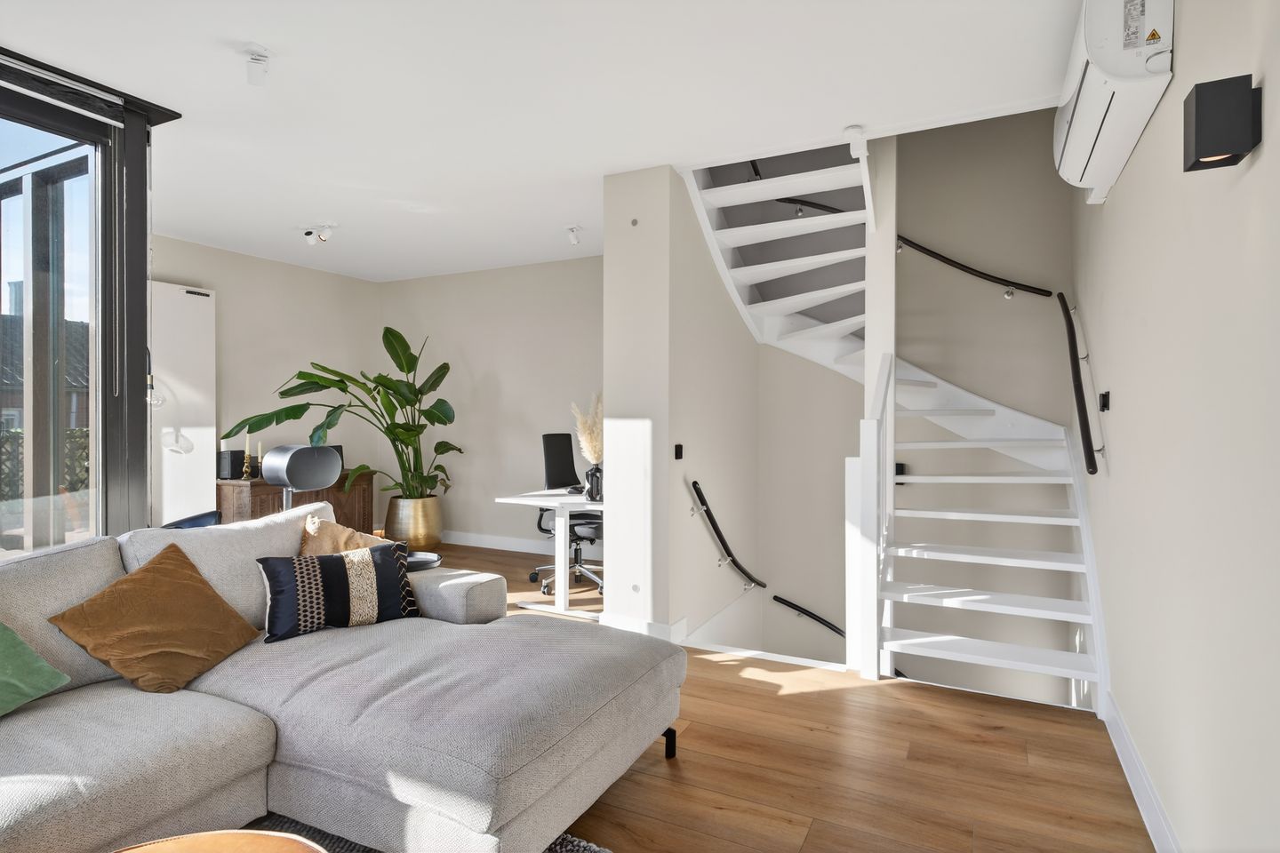 Foto 29 van Ampèrestraat 102