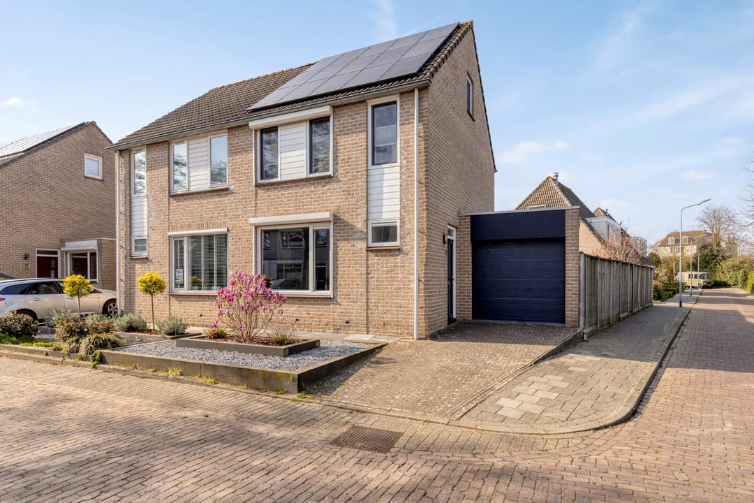 Foto 1 van Schweitzerstraat 17