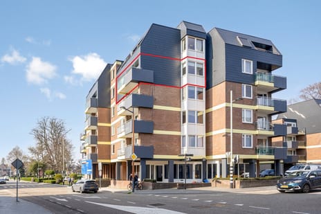 Trianon 35 secondary image