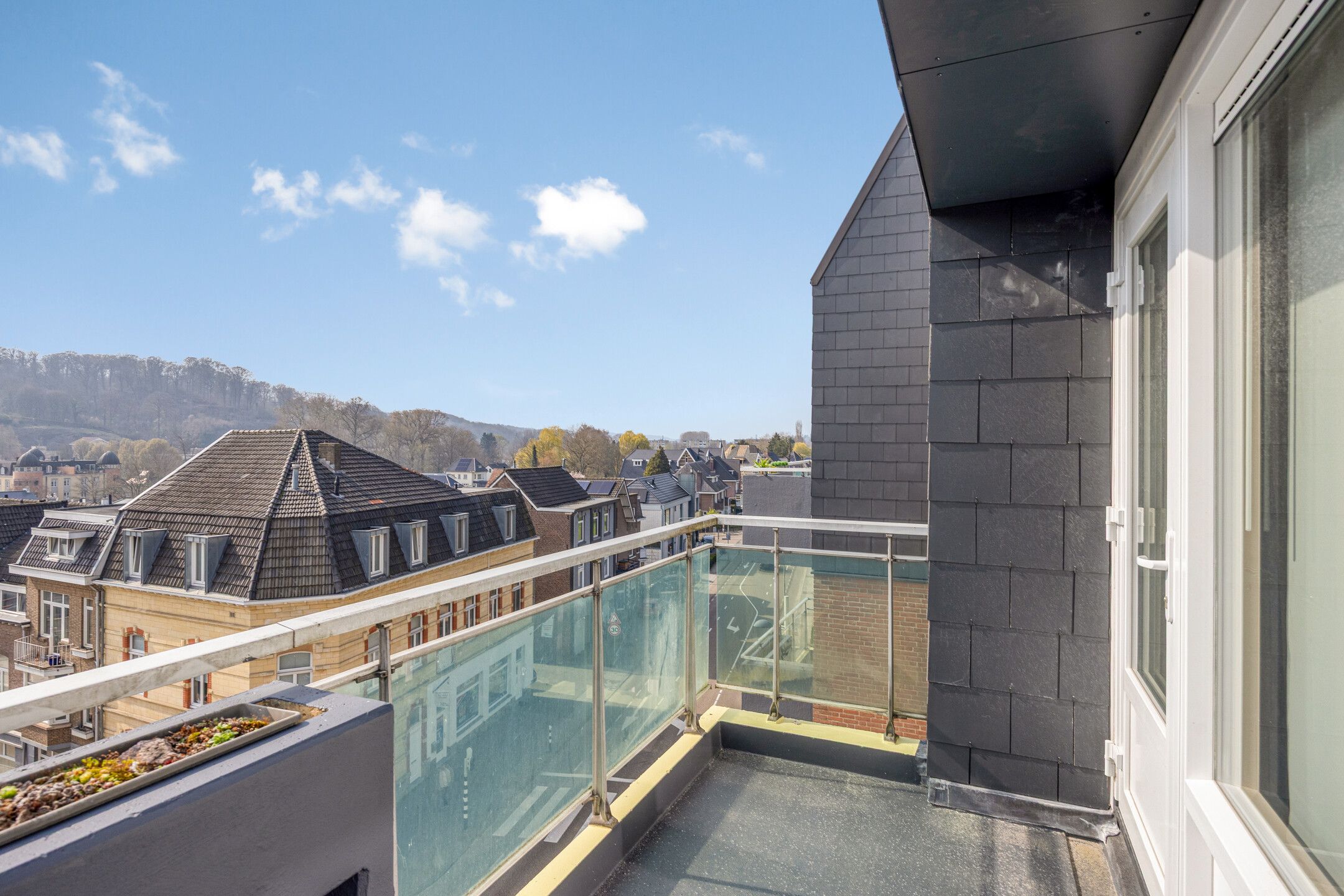 Photo 9 of Trianon 35