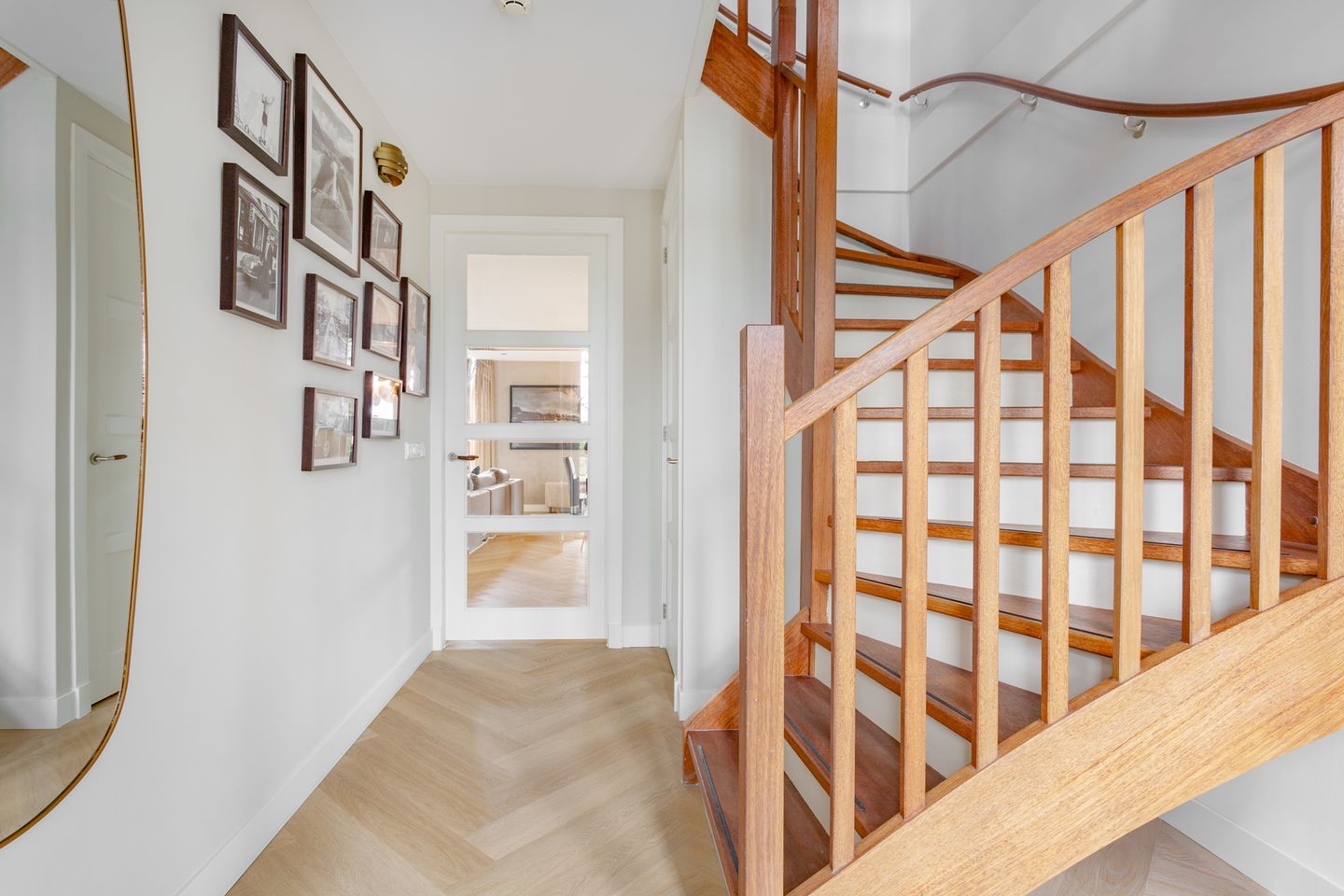 Foto 40 van Hoofdweg 57