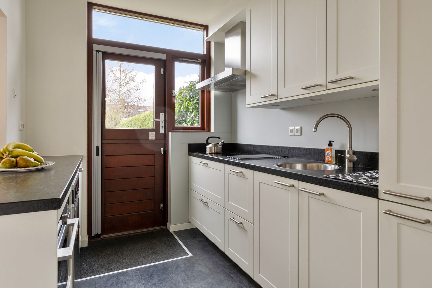 Foto 19 van Mr J R Thorbeckestraat 5