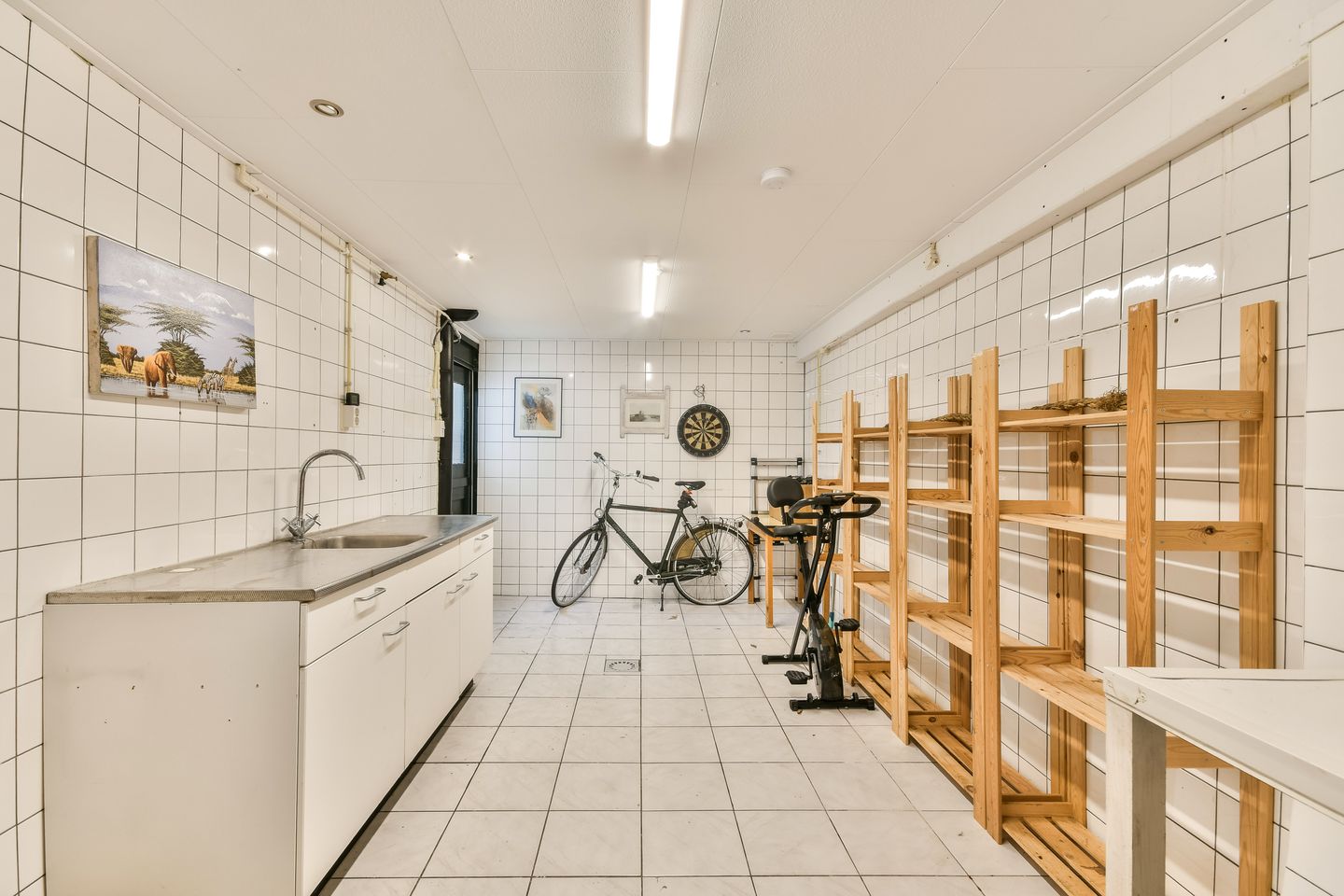 Spacious corner home with roof terrace and solar panels in IJmuiden — 13