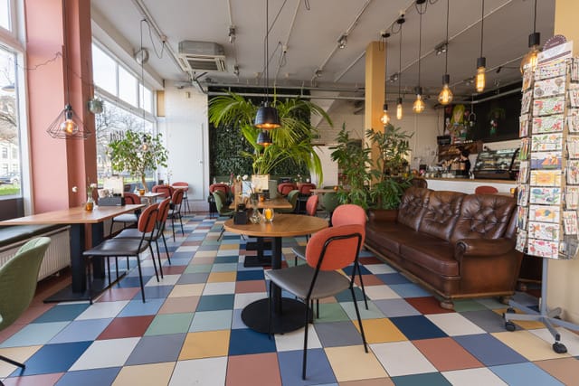 Bekijk foto 3 van Kruisweg 57