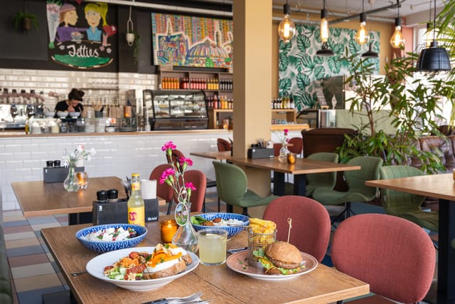 Bekijk foto 2 van Kruisweg 57