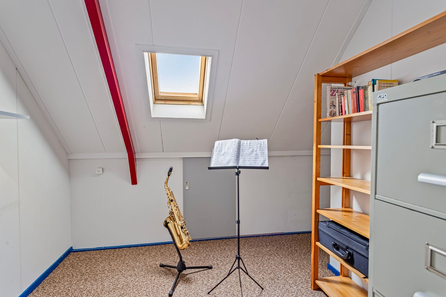 Photo 35 of Burgemeester Hoogklimmerstraat 30