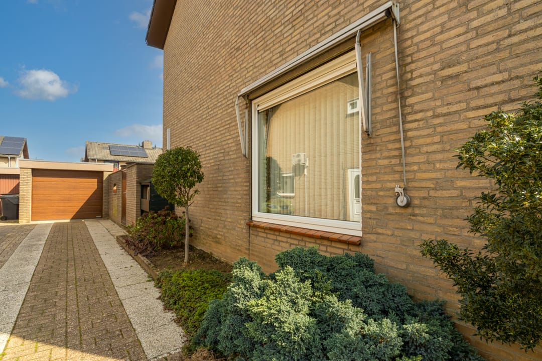 Photo 31 of Marie Koenenstraat 15