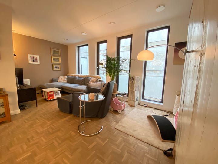 Photo 4 of Isaac Titsinghkade 163