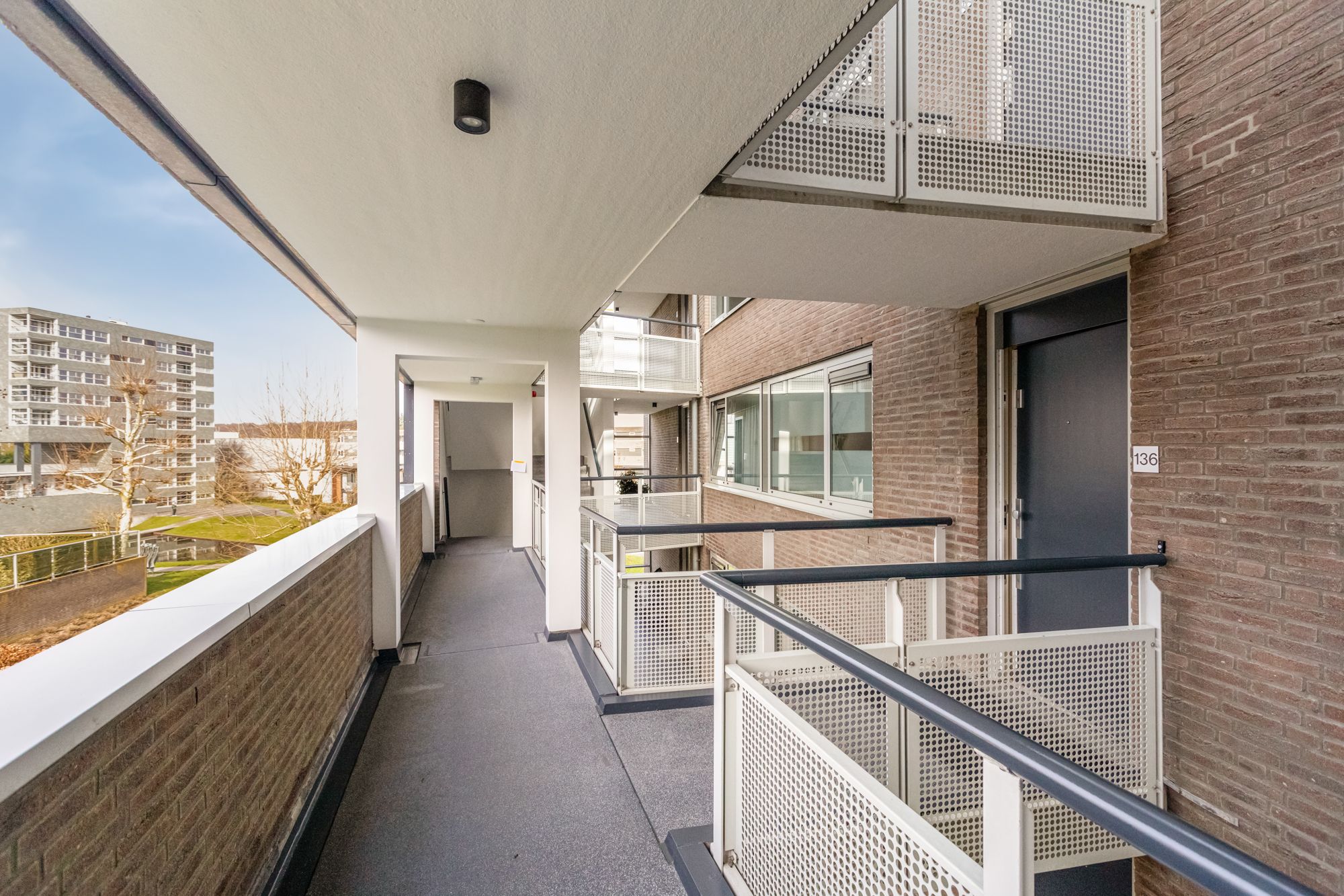 Foto 12 van Van Lawick van Pabststraat 136