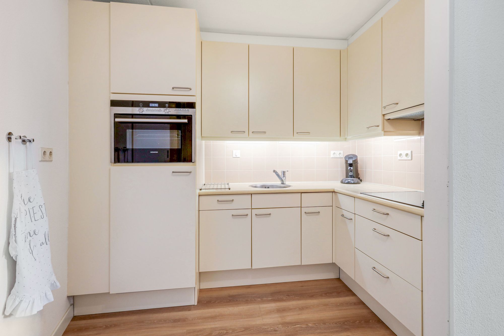 Foto 27 van Van Lawick van Pabststraat 136