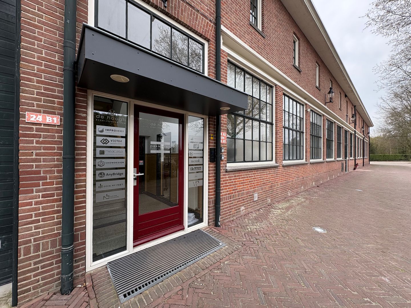 View photo 2 of Hoogstraat 24-b