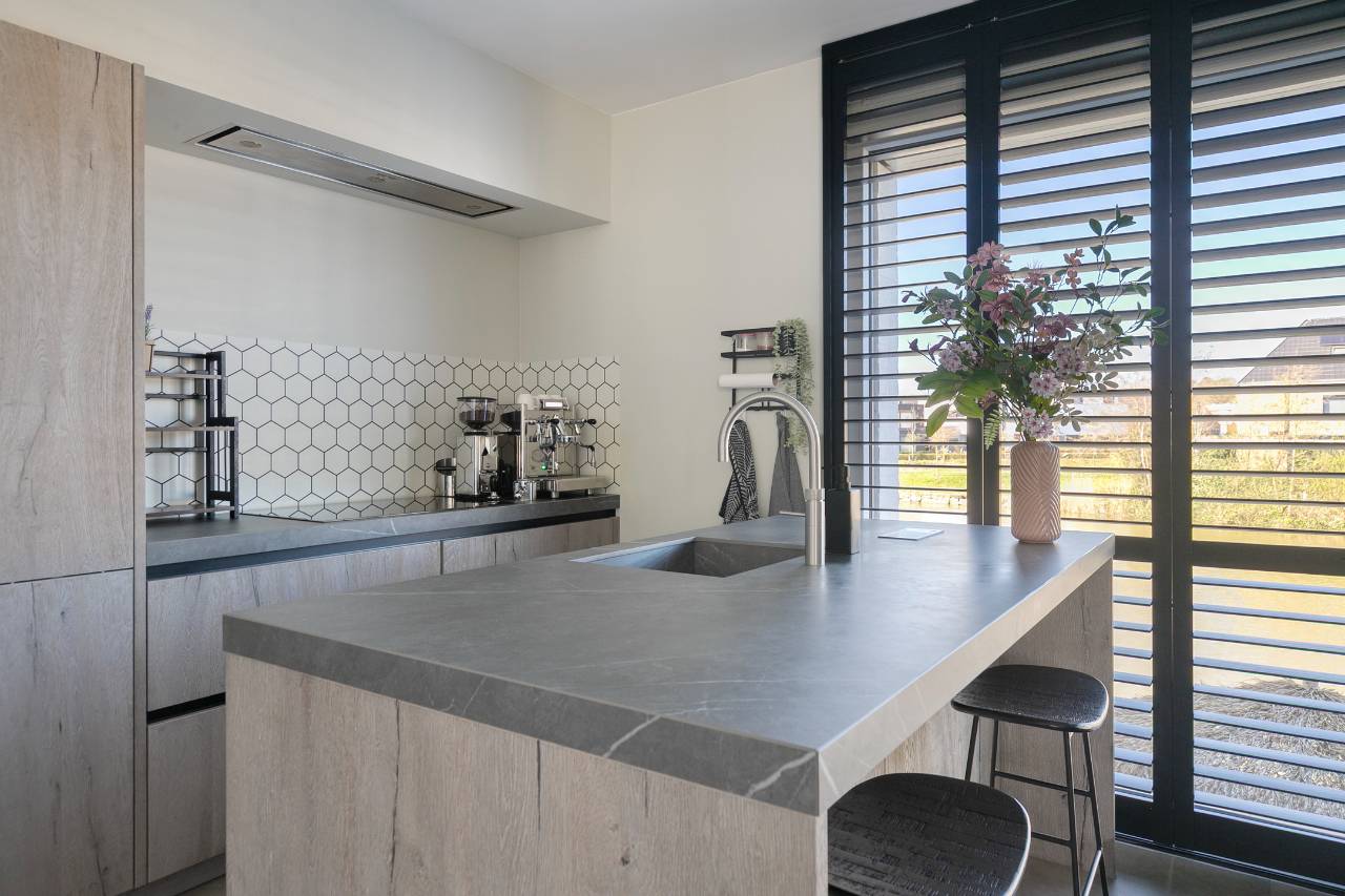 Photo 6 of Waterfront 395