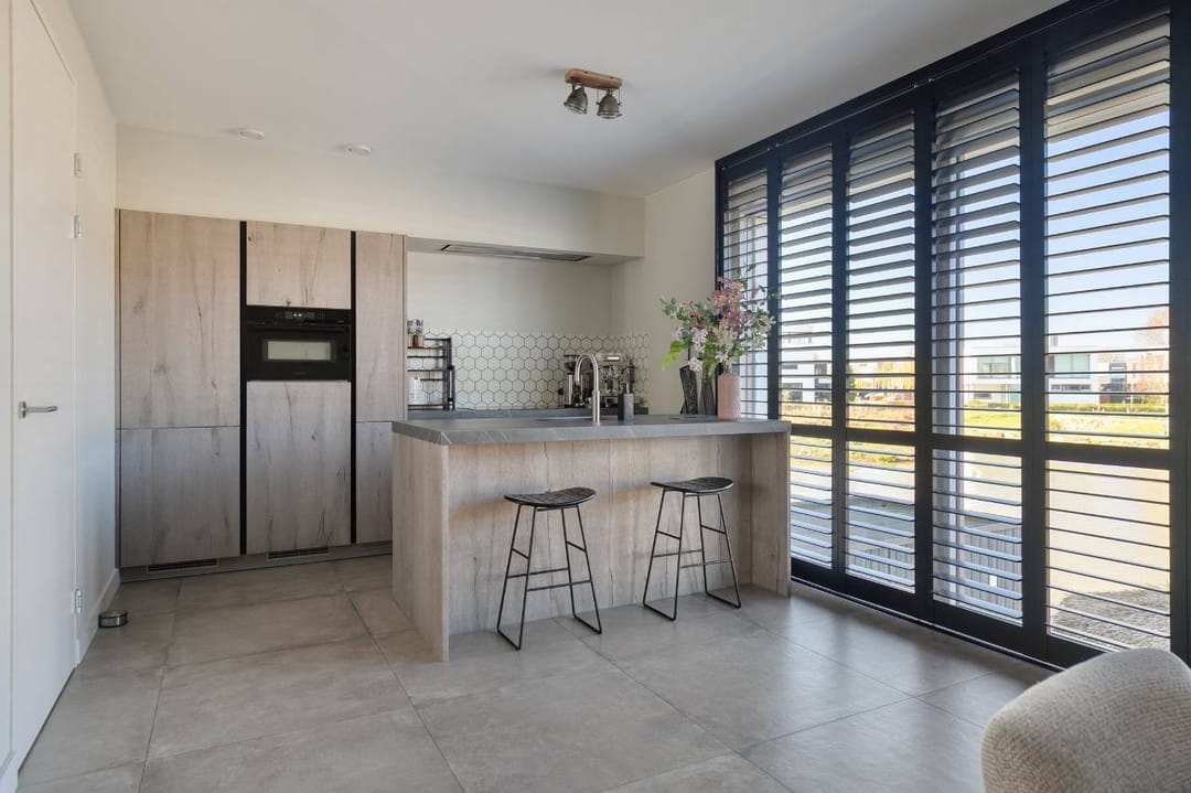 Photo 8 of Waterfront 395